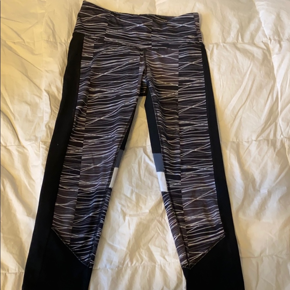 Capri workout leggings